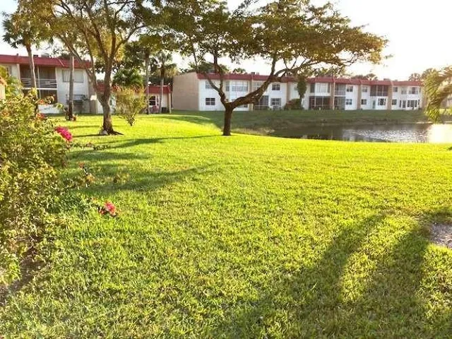 $1,540 | 317 Lake Evelyn Drive, West Palm Beach, FL 33411