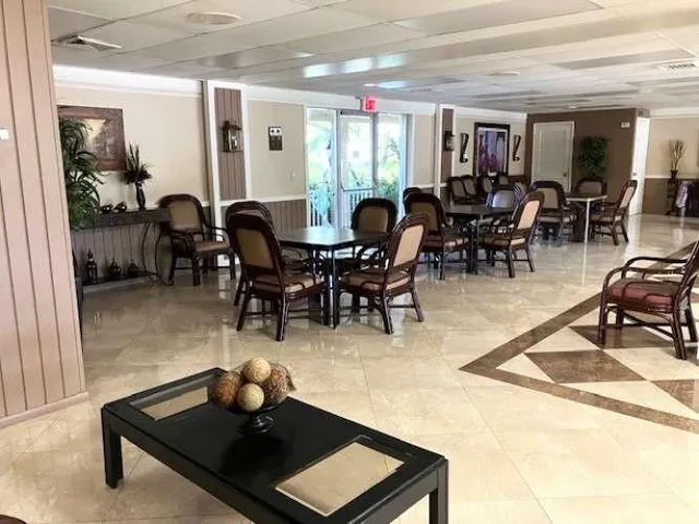 $1,450 | 317 Lake Evelyn Drive, West Palm Beach, FL 33411