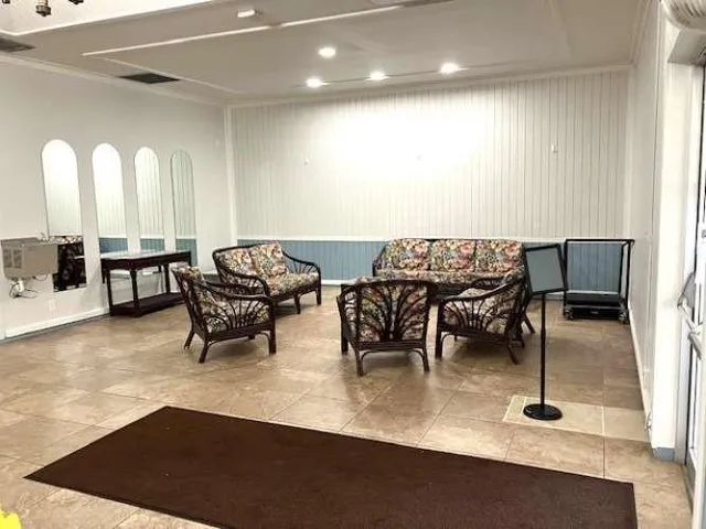 $1,540 | 317 Lake Evelyn Drive, West Palm Beach, FL 33411