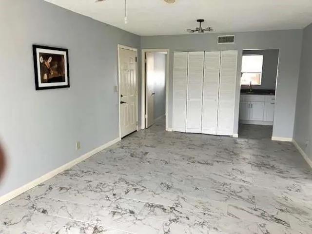 $1,450 | 317 Lake Evelyn Drive, West Palm Beach, FL 33411