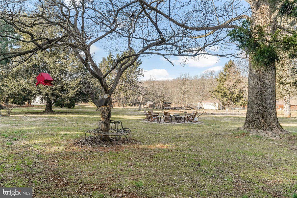 179 Davis Road Coatesville, PA 19320 - Photo 39 of 45 Huge yard