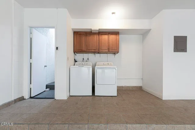 a view of empty room