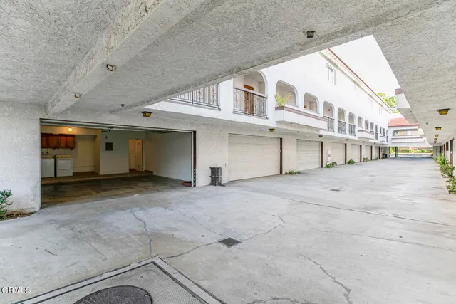 $799,000 | 1502 Rock Glen Avenue, Unit G, Glendale, CA 91205