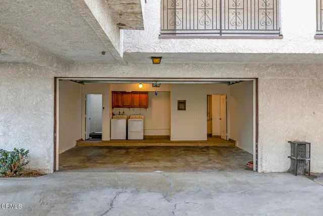 $799,000 | 1502 Rock Glen Avenue, Unit G, Glendale, CA 91205