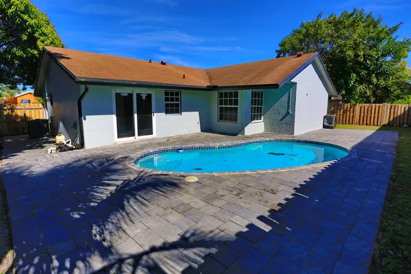 $4,200 | 8120 Southwest 4th Court, North Lauderdale, FL 33068