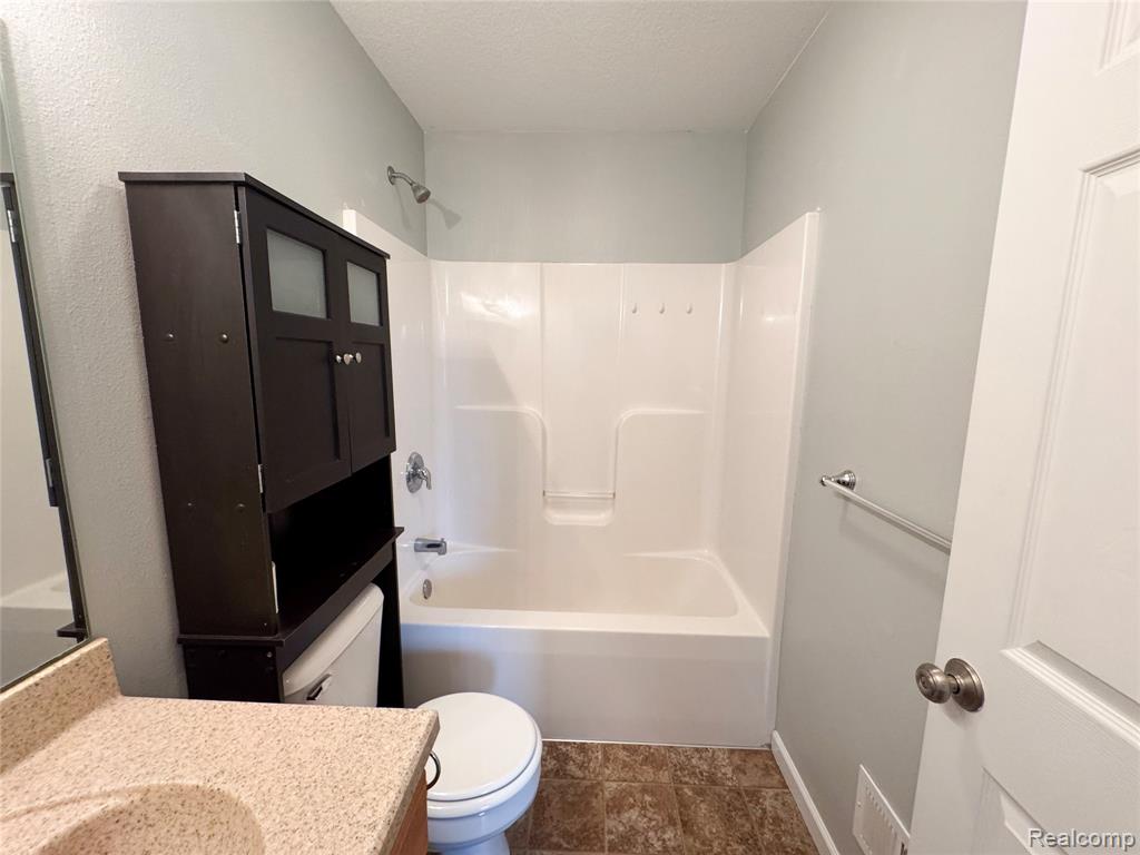 3650 Sutton Road Tecumseh, MI 49286 - Photo 16 of 27 Gallery Image 16