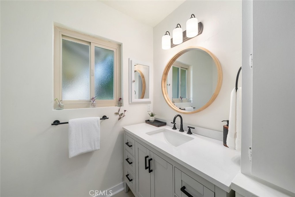 126 Flag Way, Unit B Paso Robles, CA 93446 - Photo 27 of 38