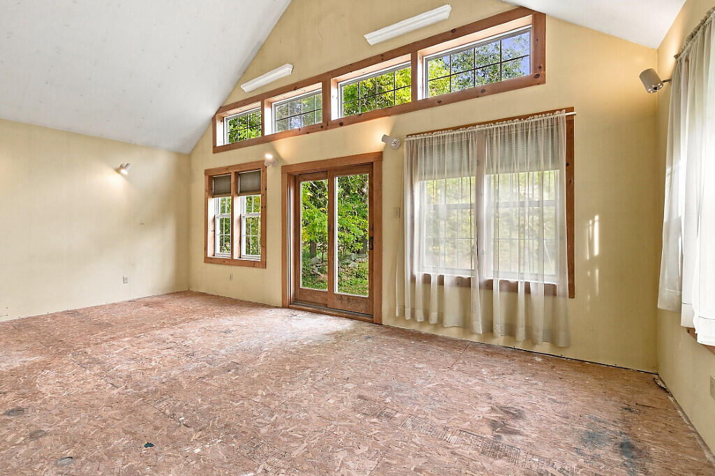 559 Abbott Road Winslow, ME 04901 - Photo 10 of 51 Sunroom