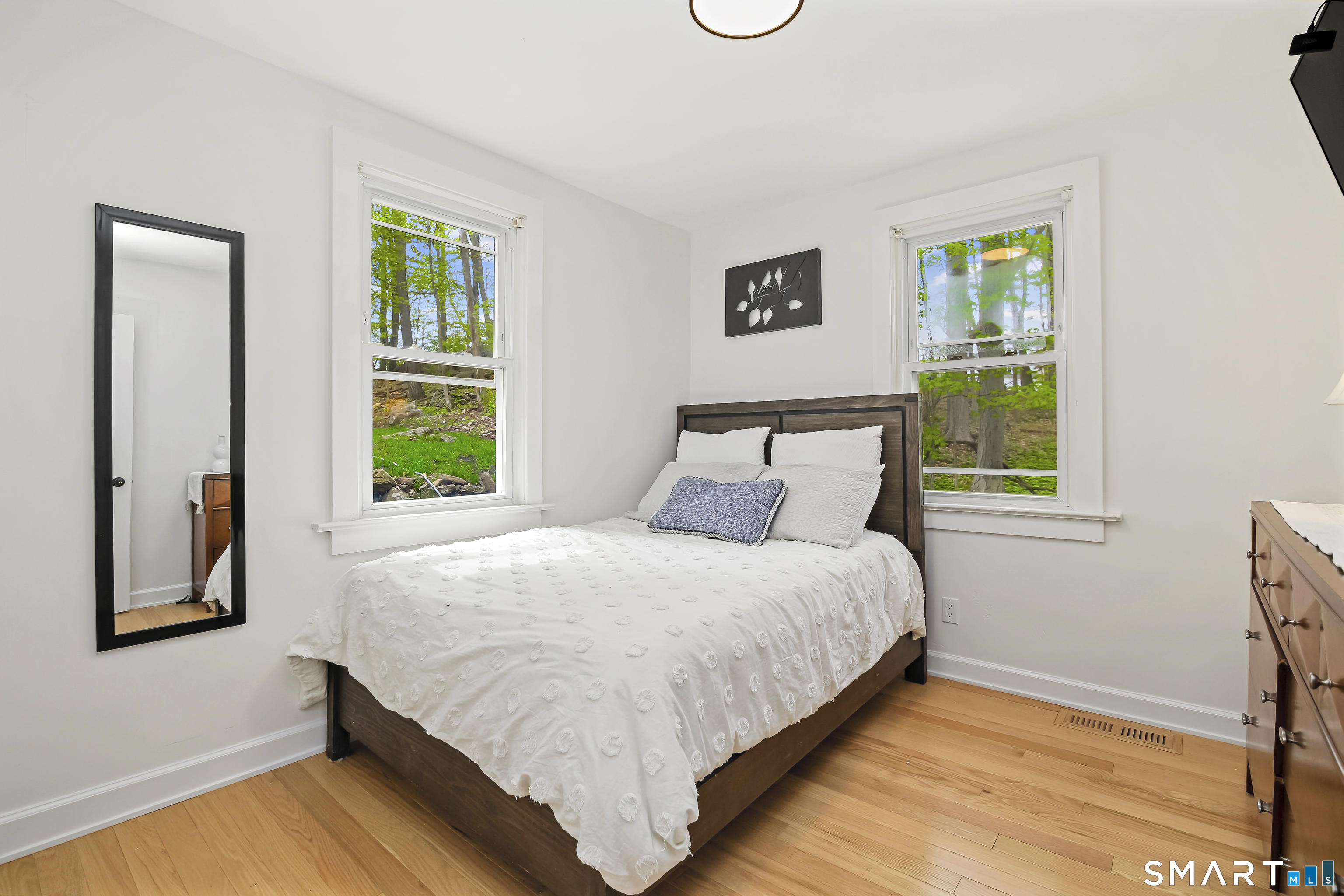 318 Mountain Road Ridgefield, CT 06877 - Photo 17 of 29