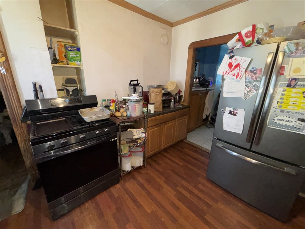 233-235 White Street Springfield, MA 01108 - Photo 21 of 34 Gallery Image 21