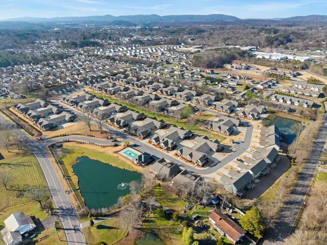 $315,000 | 288 Camden Way, Unit 92, Dalton, GA 30721