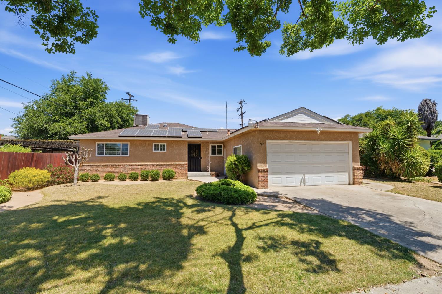 712 East San Ramon Avenue Fresno, CA 93710 - Photo 4 of 44