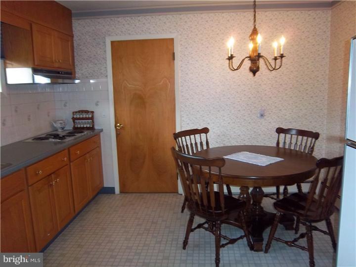 6 Scudder Road Ewing, NJ 08628 - Photo 4 of 24 Kitchen