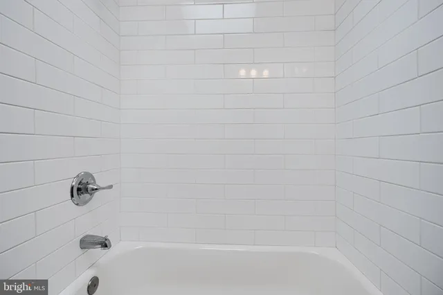 $2,950 | 3528 Hickory Avenue, Baltimore, MD 21211