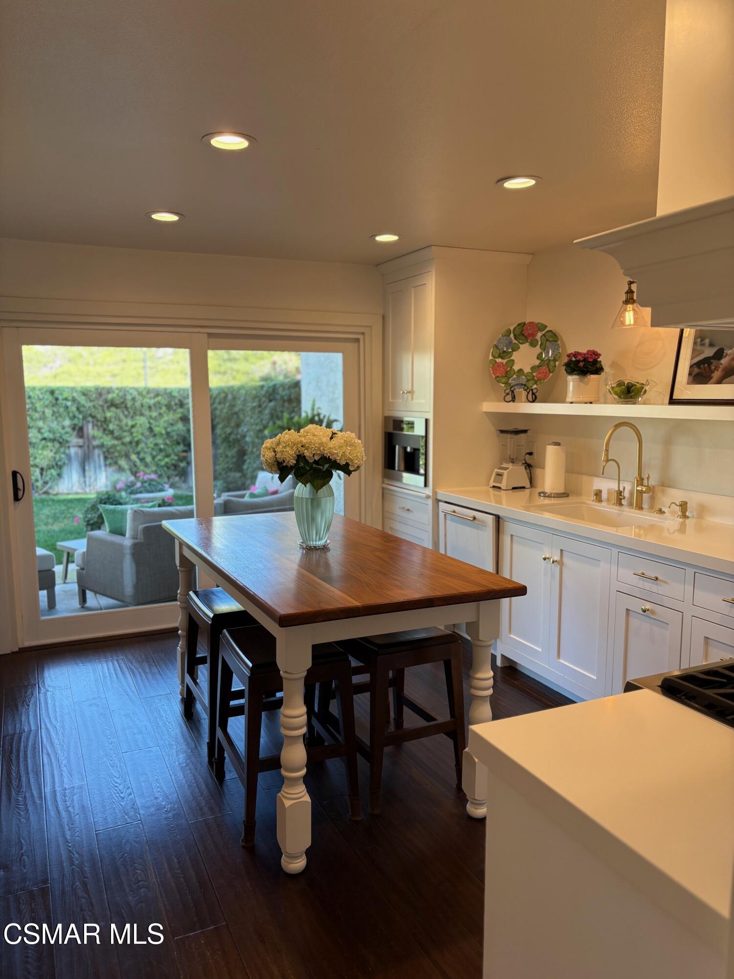 581 Racquet Club Lane Thousand Oaks, CA 91360 - Photo 26 of 74 IMG_2144