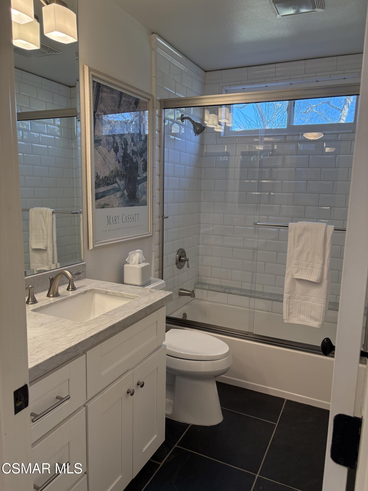581 Racquet Club Lane Thousand Oaks, CA 91360 - Photo 57 of 74 guest bath 2