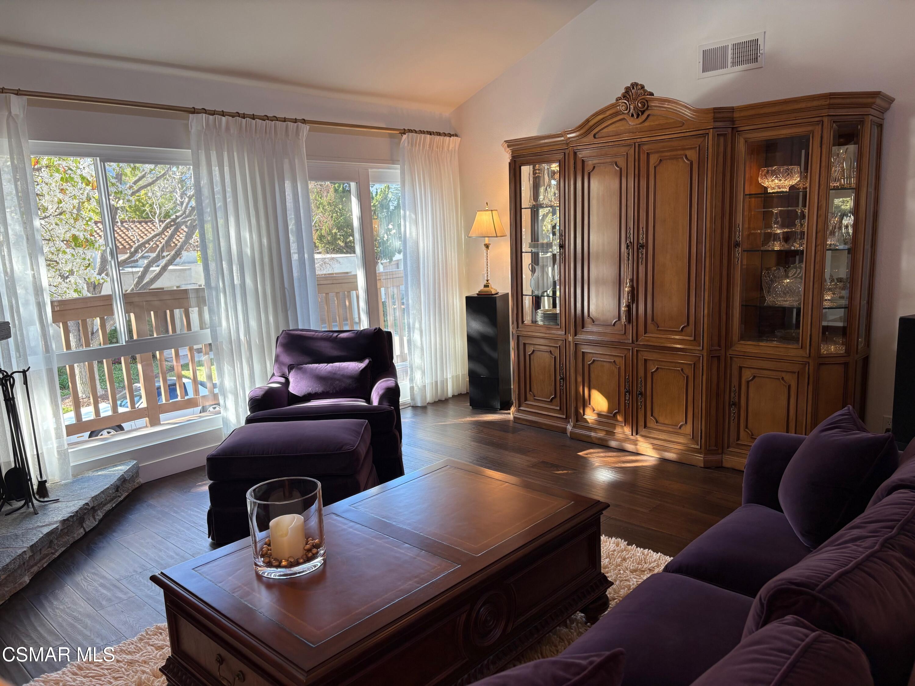 581 Racquet Club Lane Thousand Oaks, CA 91360 - Photo 10 of 74 IMG_2094