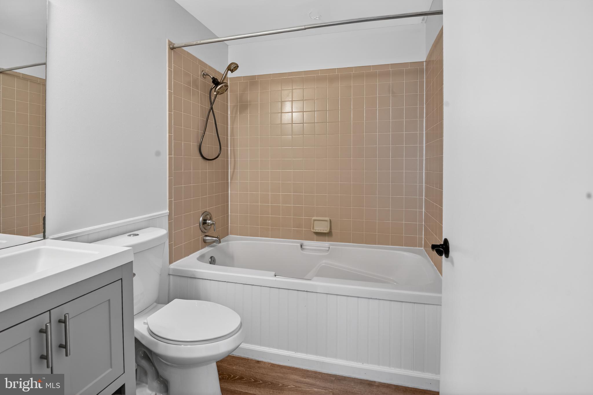 607 Overhill Drive Edgewater, MD 21037 - Photo 13 of 27 Bath