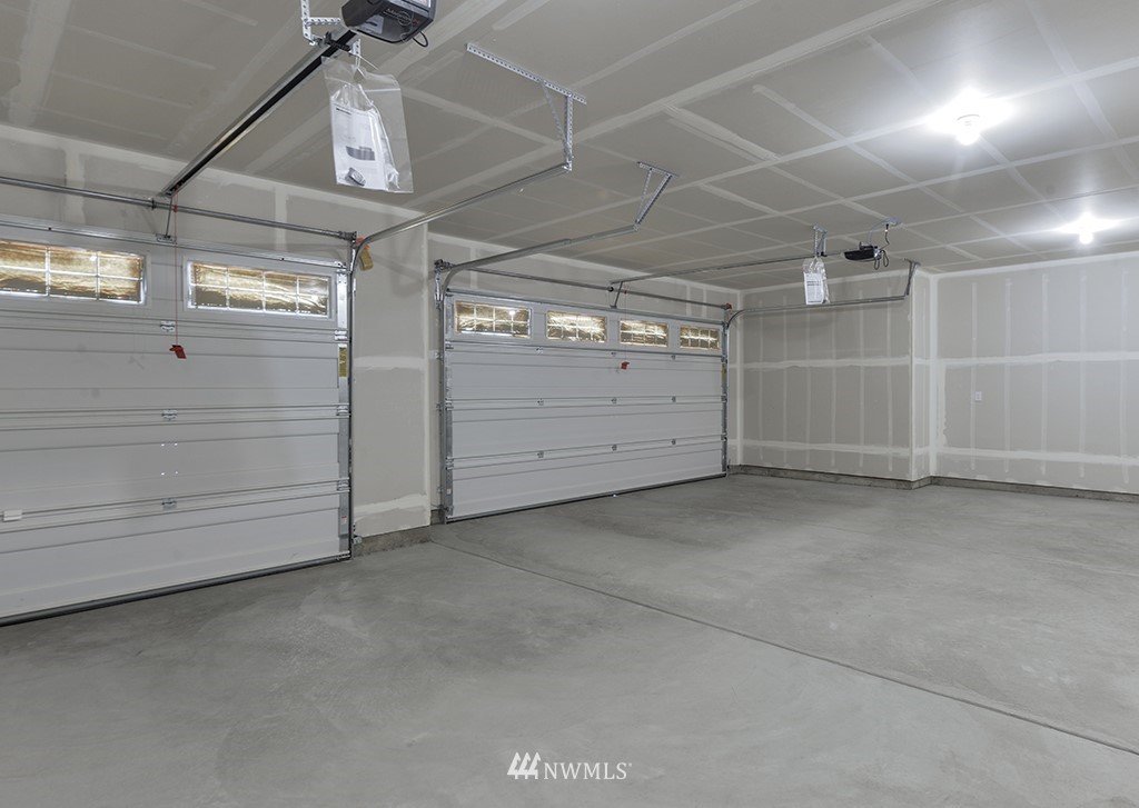 7733 Connells Prairie Road Bonney Lake, WA 98391 - Photo 12 of 12 Gallery Image 12