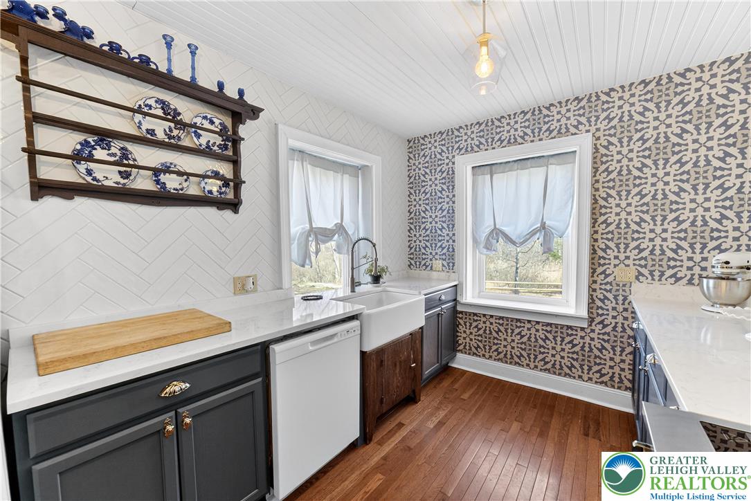 4238 Best Station Road Slatington, PA 18080 - Photo 21 of 59