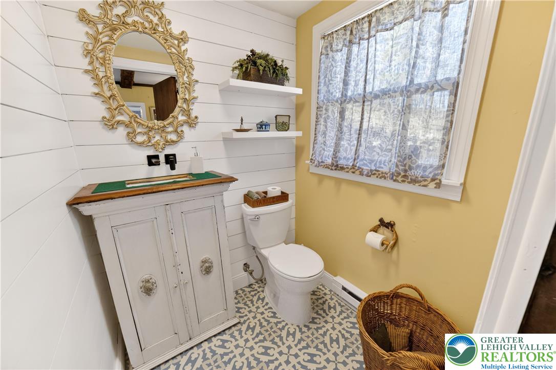 4238 Best Station Road Slatington, PA 18080 - Photo 24 of 59