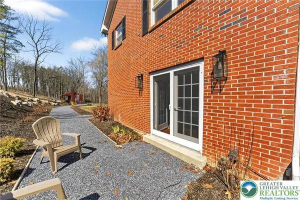 $629,888 | 4238 Best Station Road, Slatington, PA 18080