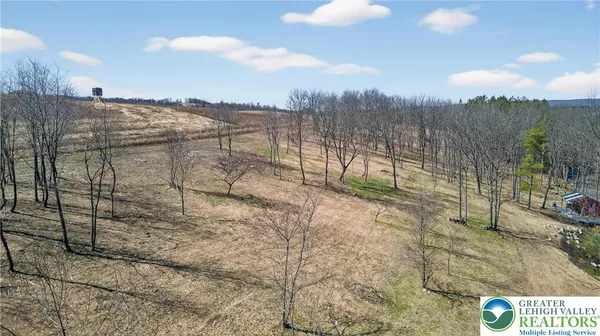 $629,888 | 4238 Best Station Road, Slatington, PA 18080