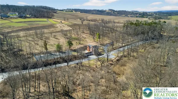$629,888 | 4238 Best Station Road, Slatington, PA 18080