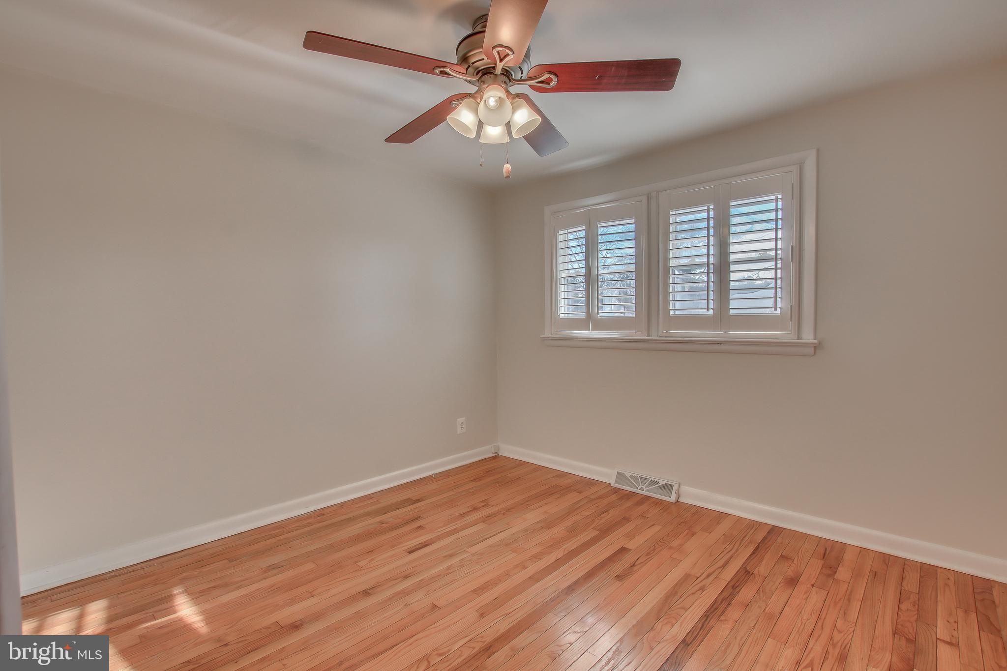 614 Winding Road Horsham, PA 19044 - Photo 17 of 19 Bedroom