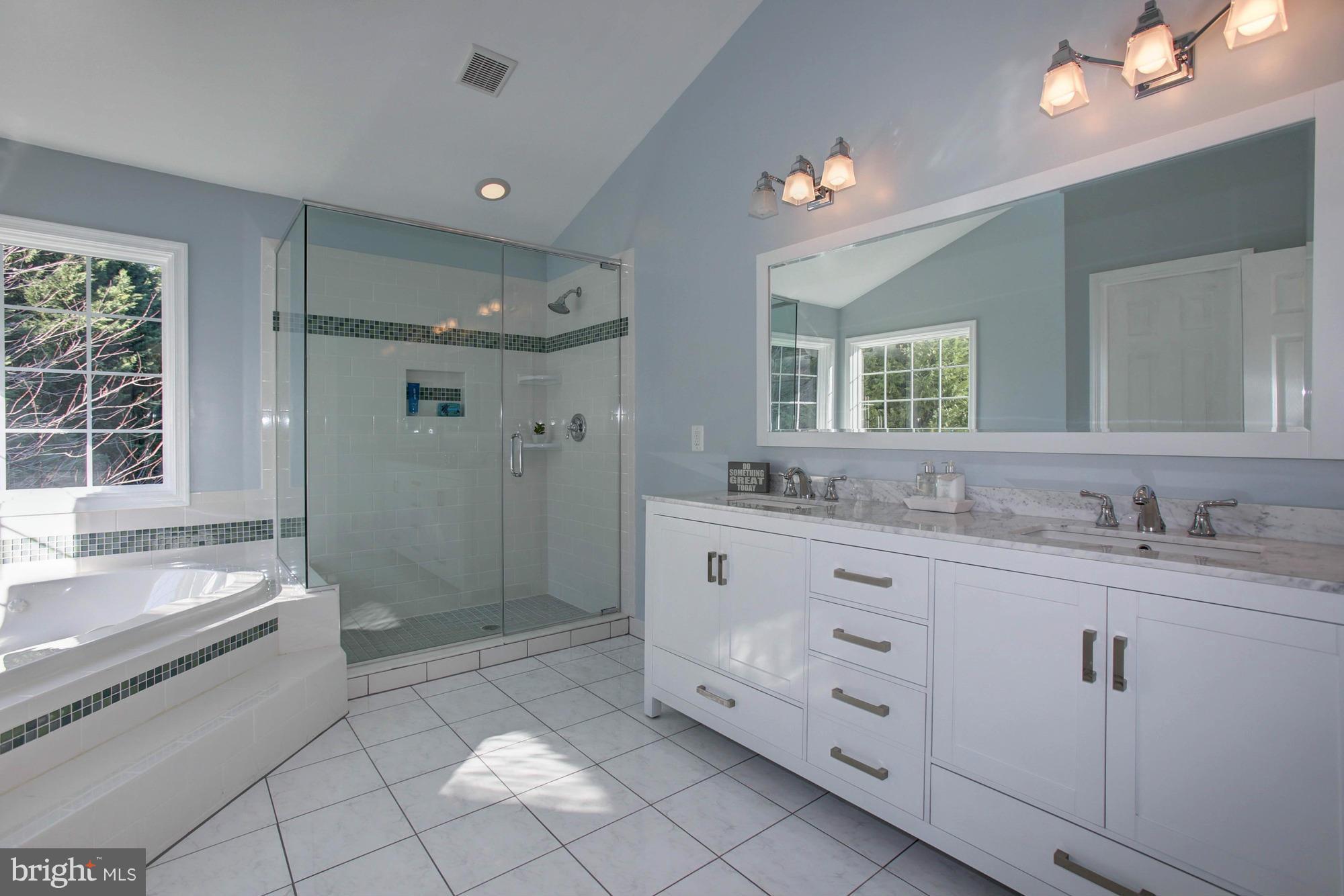 6158 Cobbs Road Alexandria, VA 22310 - Photo 16 of 30 Bath (Master)