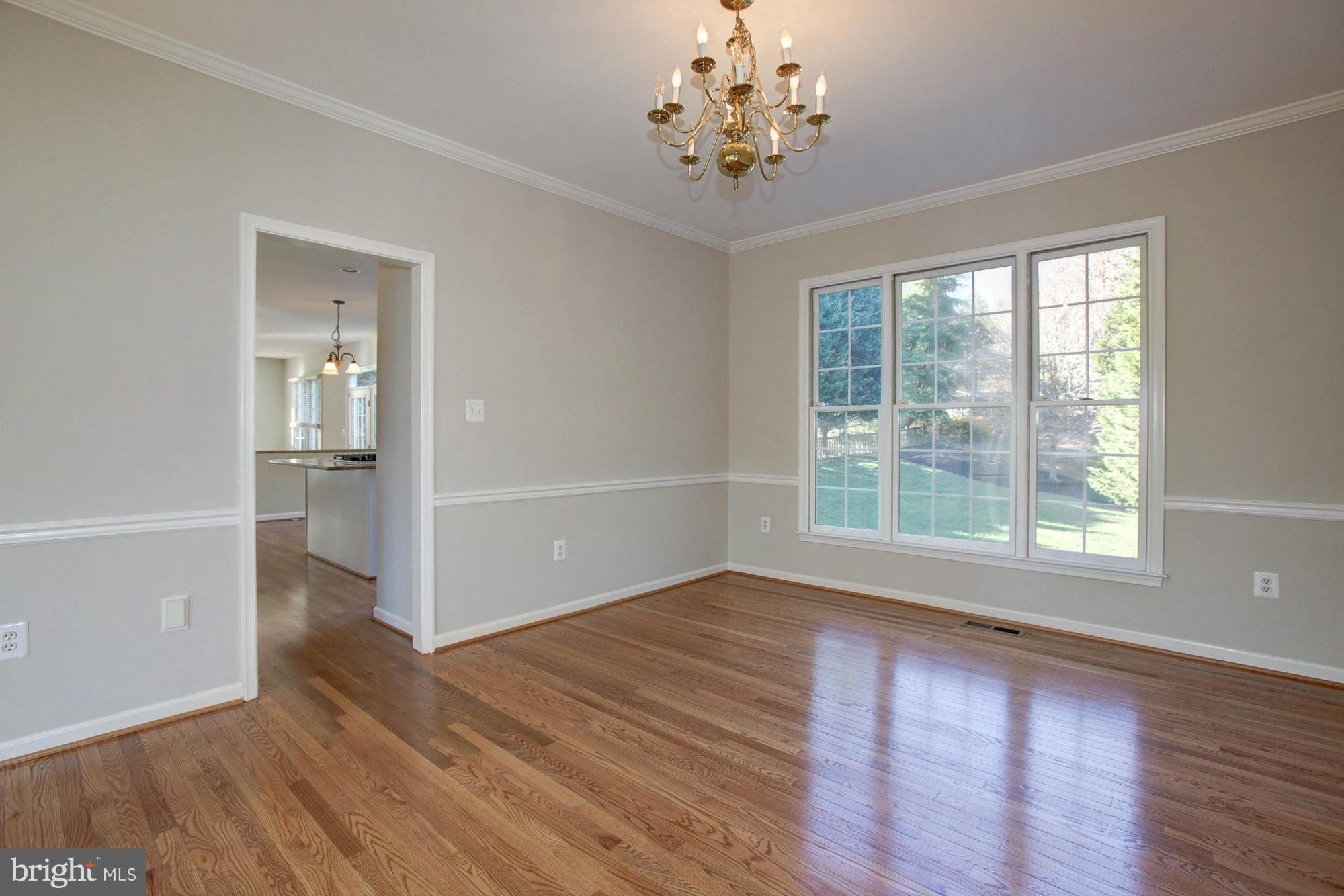 6158 Cobbs Road Alexandria, VA 22310 - Photo 6 of 30 Dining Room 12'X16'3"