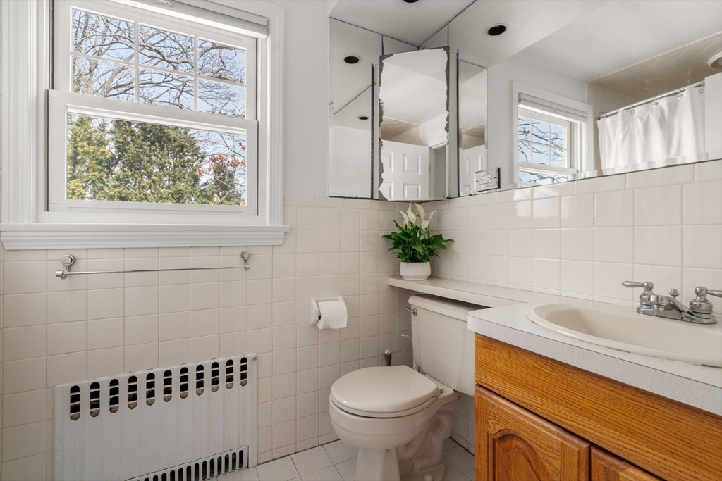 31 Edison Avenue Dedham, MA 02026 - Photo 16 of 27