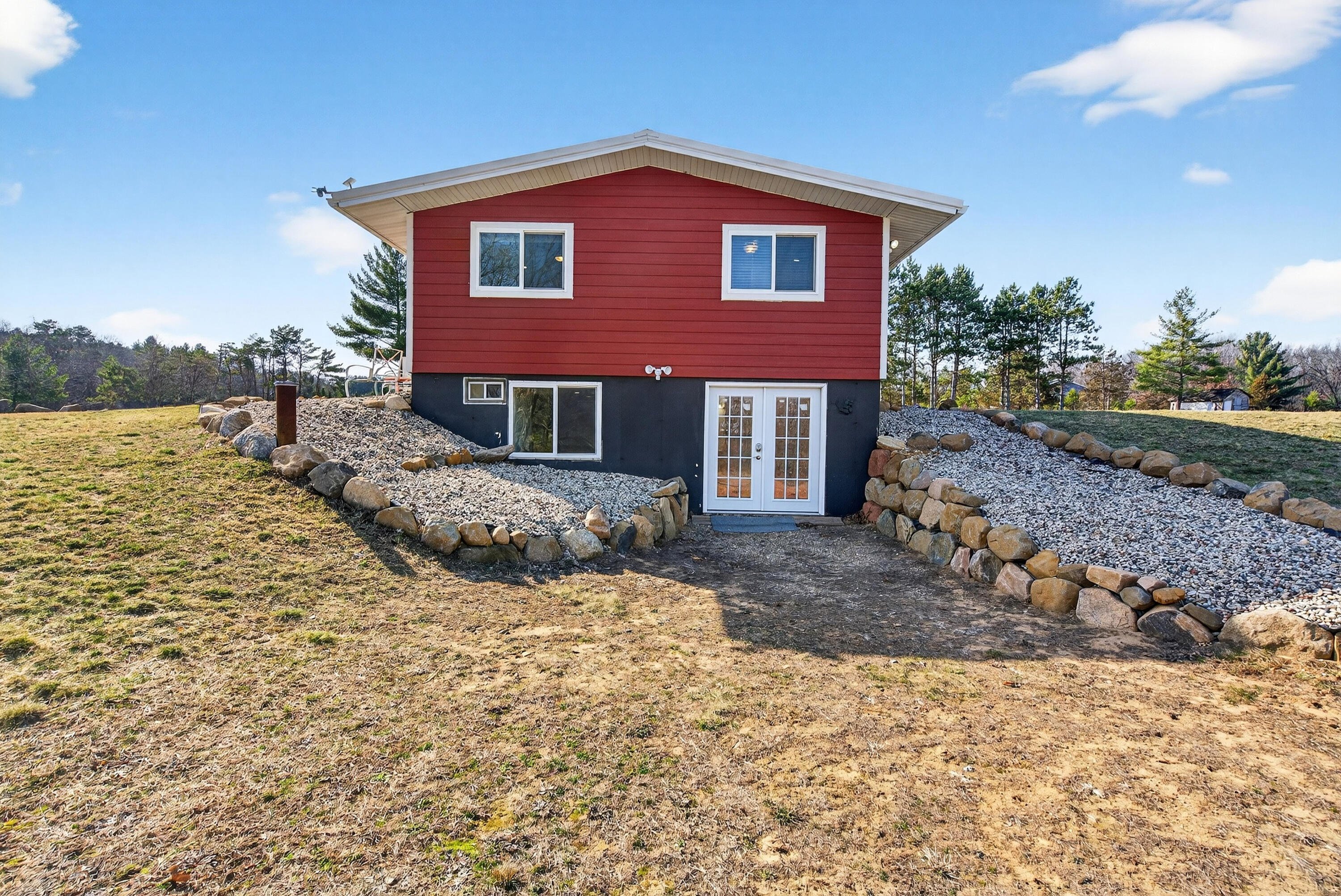 106 County Rd M Westfield, WI 53964 - Photo 14 of 50 Exterior_03182