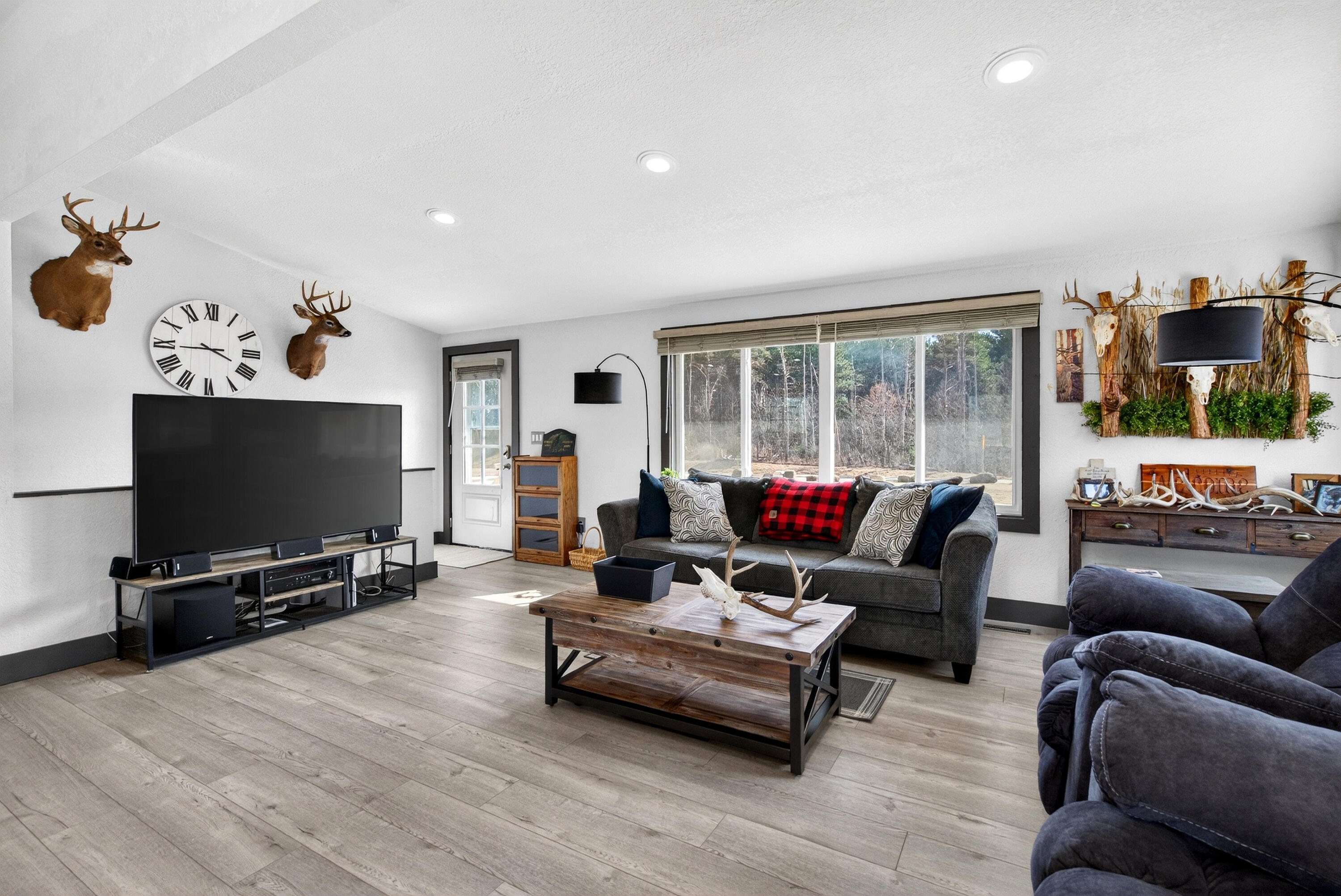 106 County Rd M Westfield, WI 53964 - Photo 24 of 50 Interior_03098