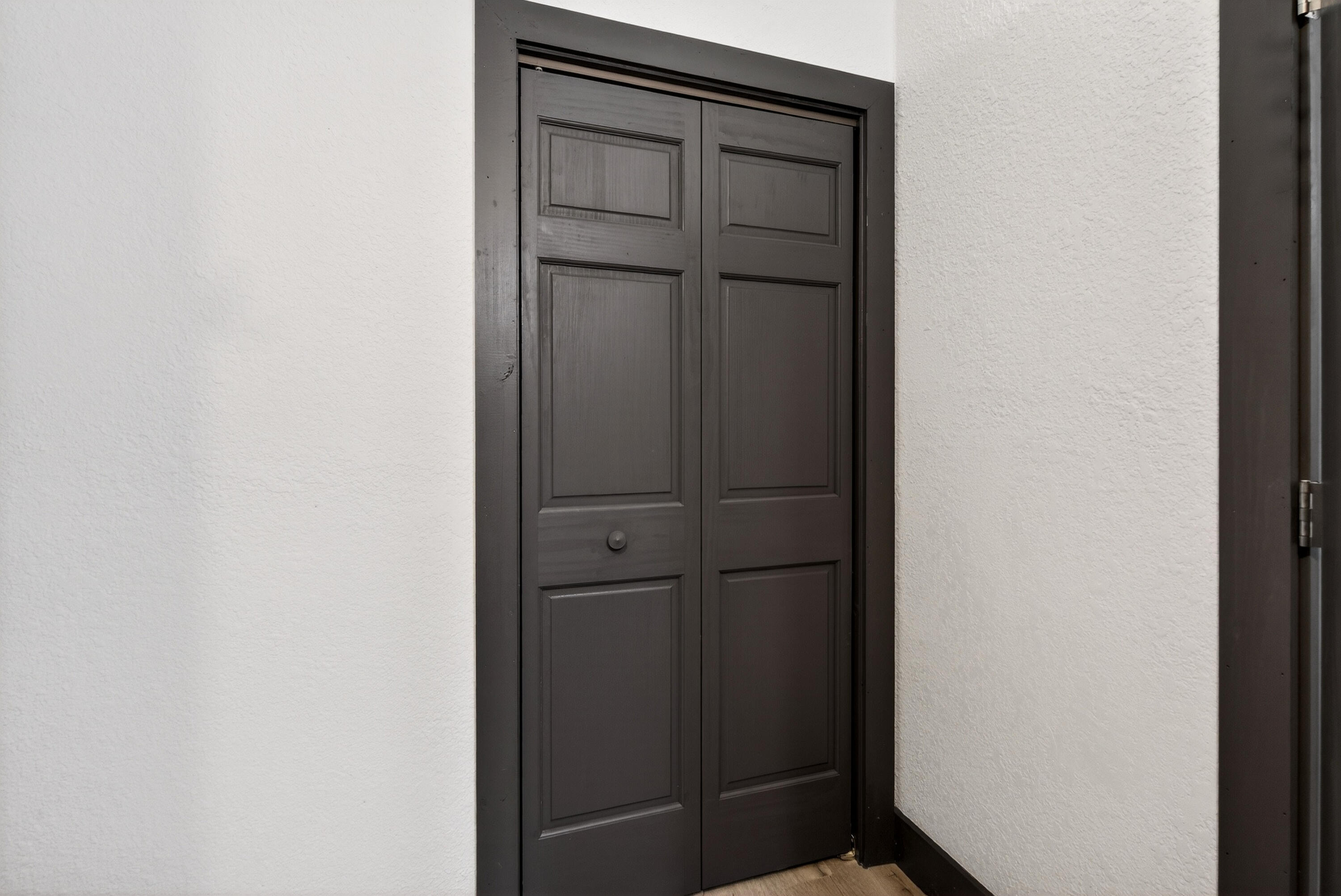 106 County Rd M Westfield, WI 53964 - Photo 28 of 50 Interior_03108