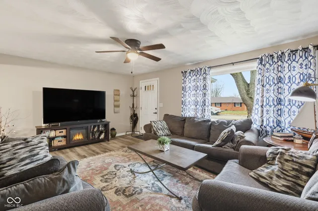 $219,900 | 105 Magnolia Drive, Anderson, IN 46012