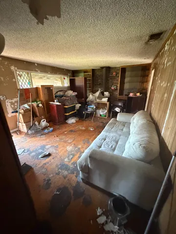 $275,000 | 6313 Ring Drive, Sacramento, CA 95824