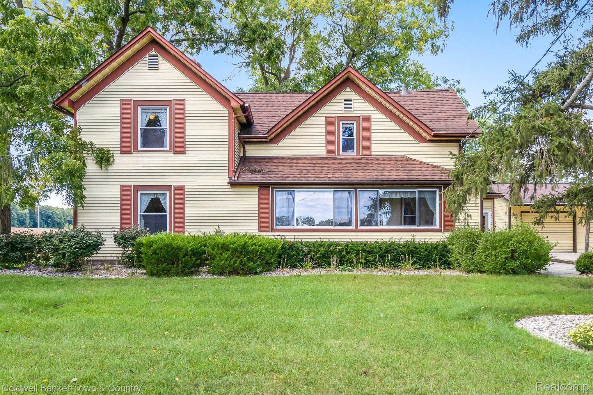 5564 West Hayner Road Fowlerville, MI 48836 - Photo 3 of 39 23.jpg