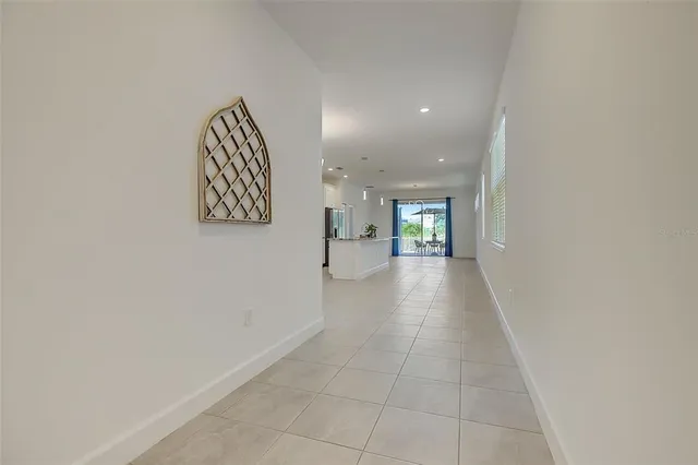 $2,600 | 411 Sandsend Court, Apollo Beach, FL 33572