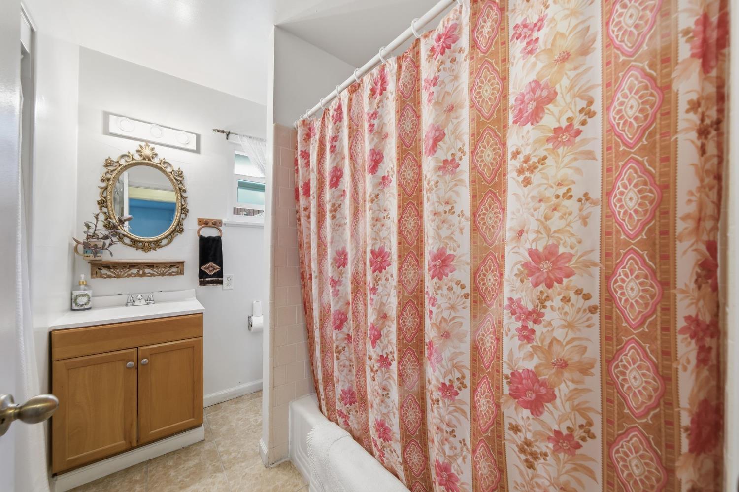 10 West Swain Road Stockton, CA 95207 - Photo 53 of 66 Gallery Image 53