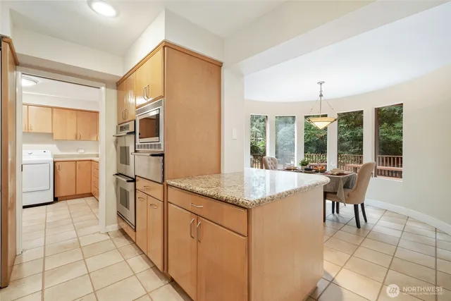 $2,785,000 | 5004 134th Place Northeast, Bellevue, WA 98005