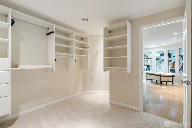 $2,785,000 | 5004 134th Place Northeast, Bellevue, WA 98005