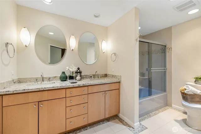 $2,785,000 | 5004 134th Place Northeast, Bellevue, WA 98005