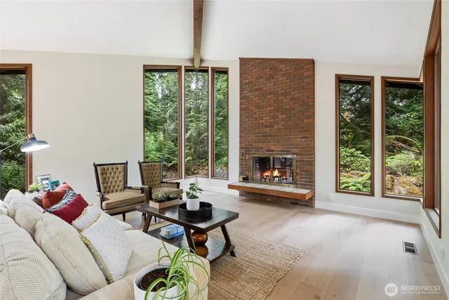 $2,785,000 | 5004 134th Place Northeast, Bellevue, WA 98005