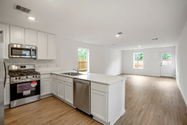 $1,700 | 21463 Carosella Drive, New Caney, TX 77357