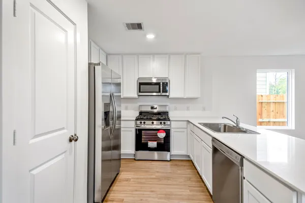 $1,700 | 21463 Carosella Drive, New Caney, TX 77357