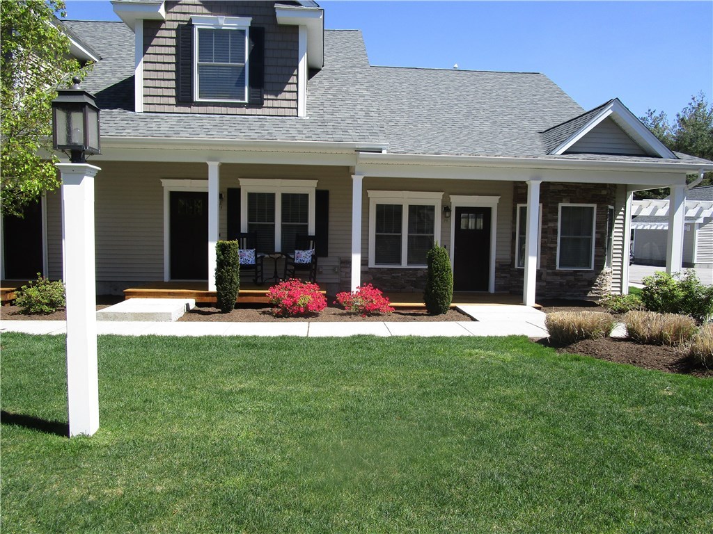 301 West Shore Road, Unit 14 Warwick, RI 02889 - Photo 1 of 34