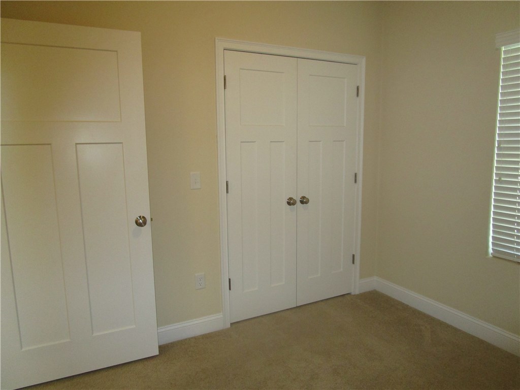301 West Shore Road, Unit 14 Warwick, RI 02889 - Photo 23 of 34