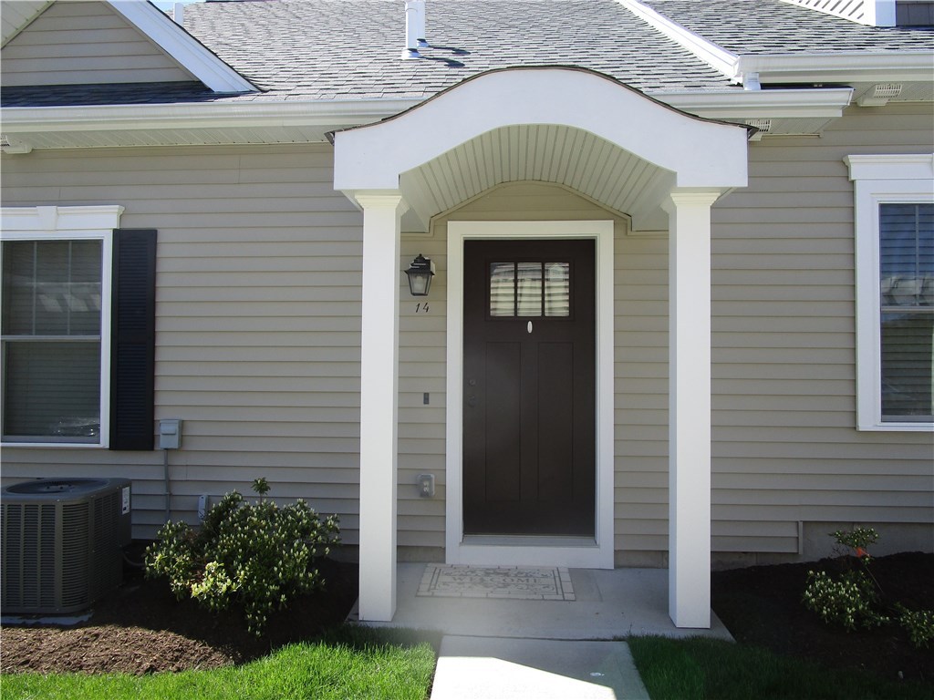 301 West Shore Road, Unit 14 Warwick, RI 02889 - Photo 30 of 34