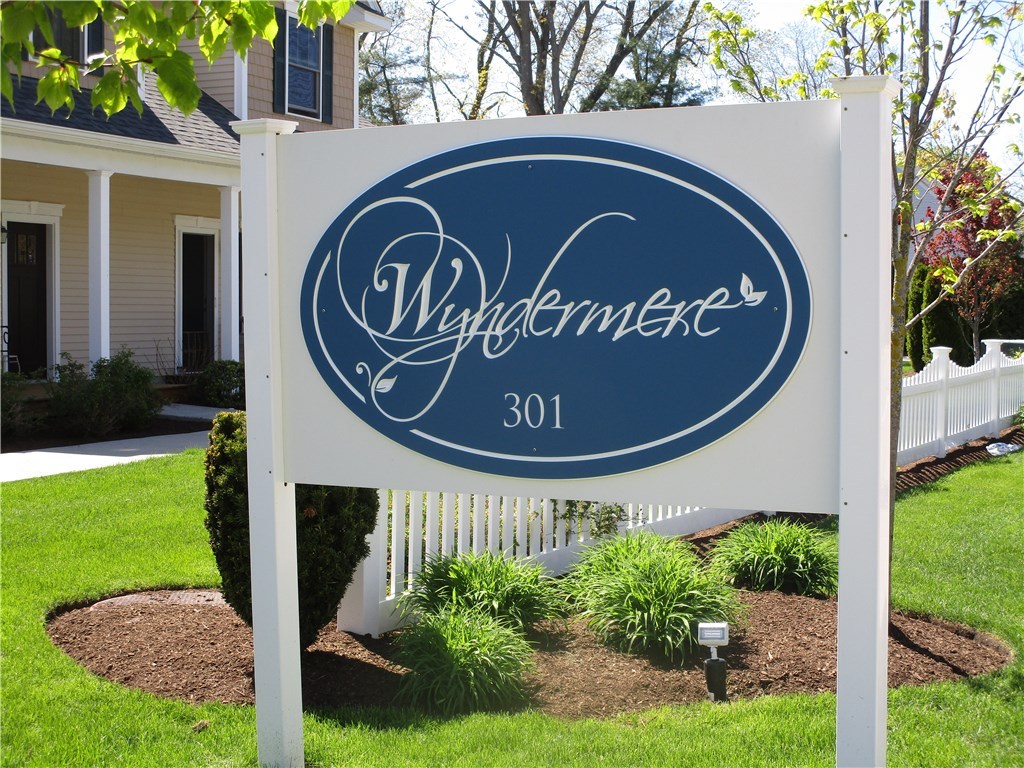301 West Shore Road, Unit 14 Warwick, RI 02889 - Photo 3 of 34